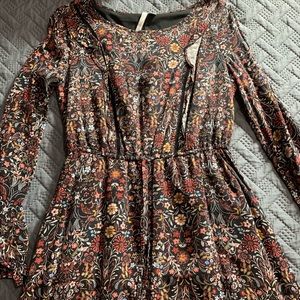 Two Lauren Conrad Dresses Sz Small